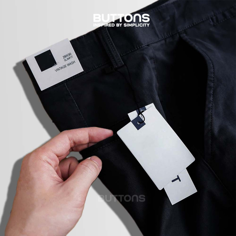 Quần Short Kaki BUTTONS Màu Kem Đen Form Dáng Regular Vải Kaki Mềm Mịn Mát